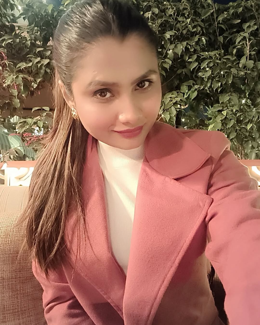 Client testimonial portrait of Ms. Jewel Nag, founder of Jewel Nag Couture, appreciating branding, SEO, and digital marketing services by PlainMark Solutions